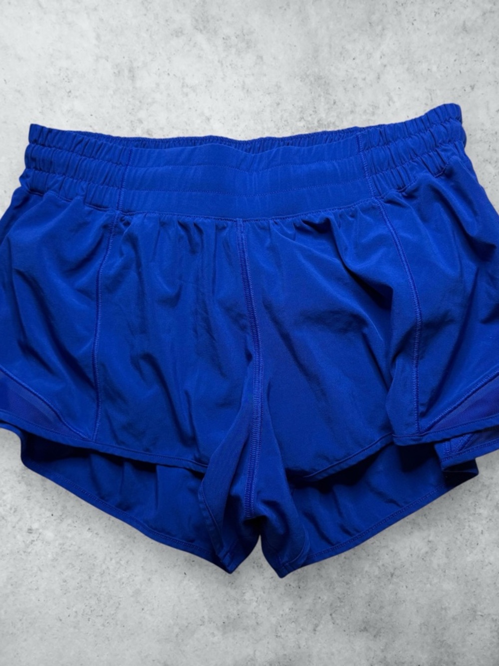 ✨ Lululemon Hotty Hot Short II *2.5" Jet Stream – Size 8 – Lined ✨